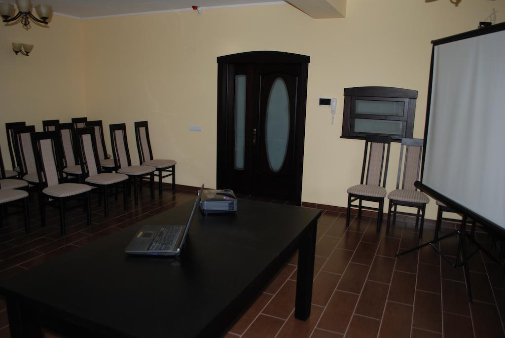 Vila Aris Iasi Exterior photo